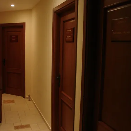 αφροδίτη 3* Λουτρά