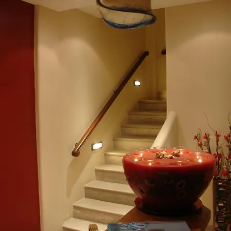 Xenonas Afroditi Loutrá