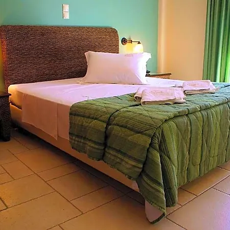 Xenonas Afroditi Hotel 3*