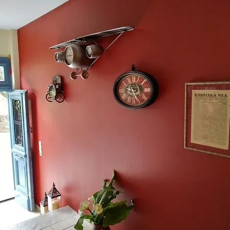 فندق Xenonas Afroditi Loutrá